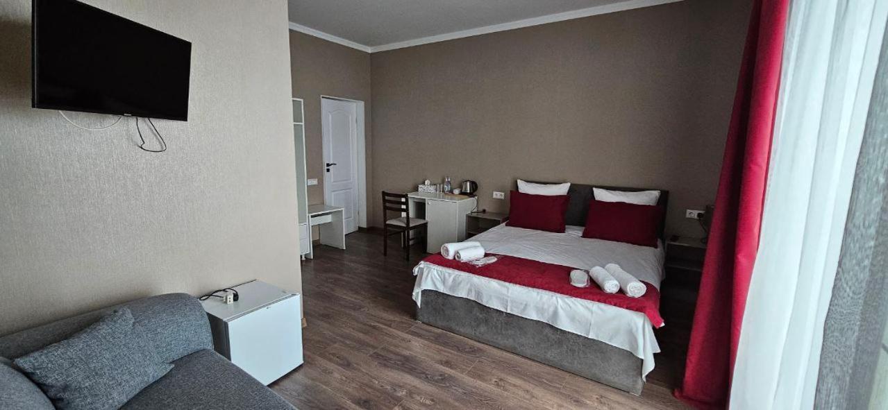 Tsaghkunk Chef House Hotel & Restaurant Sevan Room photo